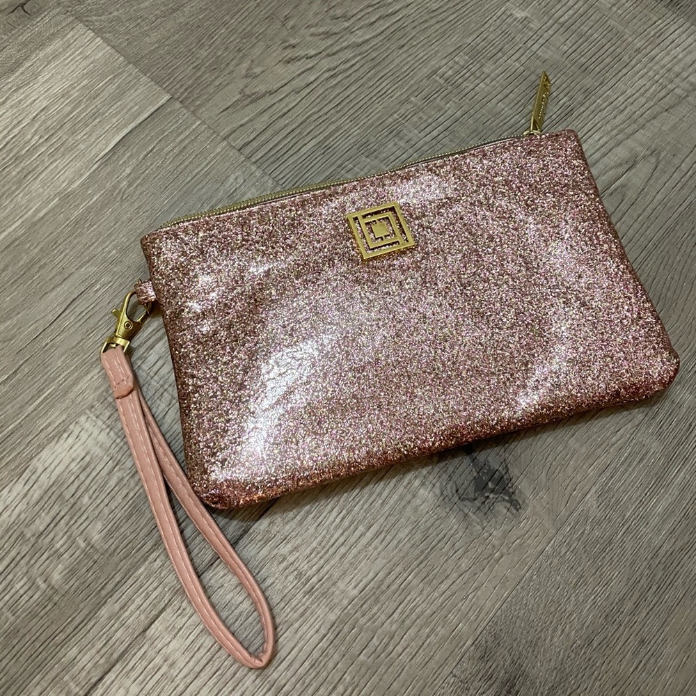 Liz Claiborne Wristlet